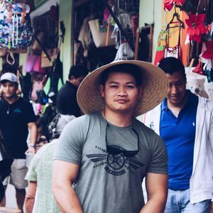 Meet your Posher, Chakkaphong